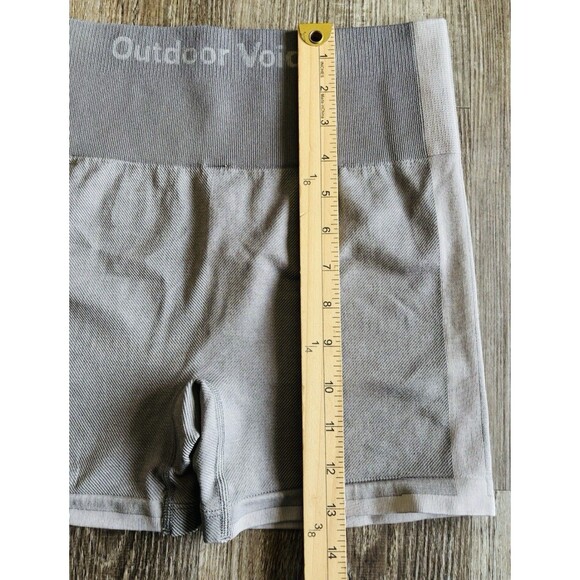 Outdoor Voices Gray Freeform Bike Pull On Compression Shorts Women's Medium - Picture 3 of 6